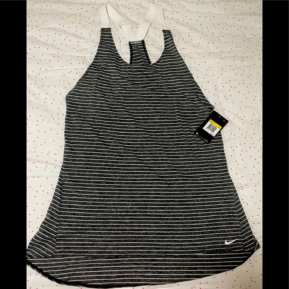 NIKE Women’s Cover Up Size M brand new unused